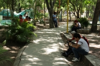 Martes 26 de julio del 2016. Tuxtla Gutiérrez. El Centro de Convivencia Infantil se convierte rápidamente en un centro de juegos de aplicaciones de realidad virtual por lo que el número de jugadores y visitantes se multiplica exponencialmente durante este