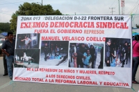 Lunes 11 de noviembre del 2013. Tuxtla Guti�rrez. Esta ma�ana el movimiento magisterial bloquea las entradas a la capital de Chiapas.