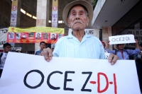 Domingo 5 de febrero del 2017. Tuxtla Gutiérrez. Organizaciones independientes protestan esta mañana durante los festejos del día de la Constitución Mexicana y en contra de las reformas estructurales y los aumentos derivados del Gasolinazo.