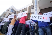 Domingo 5 de febrero del 2017. Tuxtla Gutiérrez. Organizaciones independientes protestan esta mañana durante los festejos del día de la Constitución Mexicana y en contra de las reformas estructurales y los aumentos derivados del Gasolinazo.