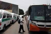Lunes 16 de mayo del 2016. Tuxtla Gutiérrez. A pesar del bloqueo del transporte en varias ciudades del estado de Chiapas, algunas unidades del transporte público continúan prestando su servicio antes de radicalizar la protesta.