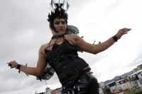 Miércoles 1 de diciembre. (especial 30 fotos). La comunidad lesbico, trans y gay de Chiapas participa en la marcha organizada por las ONG´s y grupos de ayuda y de derechos humanos durante la celebración mundial de la Lucha Contra el VIH-SIDA por la avenid