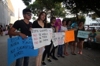 Domingo 23 de noviembre del 2014. Tuxtla Gutiérrez. Organizaciones feministas y sociales durante la Marcha de las Putas 2014 esta tarde en la capital del estado de Chiapas.