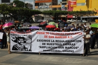 Martes 27 de octubre del 2015. Tuxtla Gutiérrez. Colonos exigen a las autoridades estatales las regularización de predios en esta ciudad.