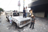 Miércoles 27 de junio del 2012. Pueblo Nuevo Solistahuacan, Chiapas.Habitantes de comunidad Rincón Chamula protagonizaron la víspera de este día un enfrentamiento dejando como saldo 6 casa 7 8 vehículos incendiados; provocados por un accidente entre una c