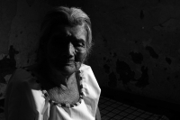 Viernes 25 de julio del 2014. Ixtapa. Doña Angélica Hernández Ramírez  de 101 años de edad es considerada la última mujer hablante de lengua tsotsil que conserva la vestimenta de la tradición “Salera” de esta comunidad chiapaneca.