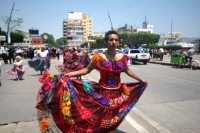 Domingo 17 de mayo del 2015. Tuxtla Gutiérrez. El recorrido del Carretón de San Pascualito dentro del calendario tradicional de los indígenas zoques, quienes acompañan a las replicas del famoso esqueleto con danzas y festejos propios de esta cultura de la