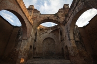 Miércoles 2 de diciembre del 2015. Chiapa de Corzo. San Sebastián. La estructura arquitectónica del Templo de San Sebastián se encuentra en el cerro de San Gregorio, barrio de la ciudad ubicada en la ribera del Rio Grijalva, el cual ha sido afectado por v