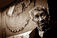 Julio del 2014. San Cristóbal de las Casas. Las calles y corredores se llena de colorido y bullicio en las calles ya venidas del centro histórico pero sigue siendo su gente la principal riqueza de San Cristóbal.