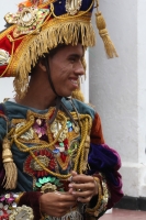 Sábado 21 de julio del 2012.  San Cristóbal de las Casas, Chiapas. Habitantes de Tecun Uman, Guatemala reciben el reconocimiento cultural por parte de las autoridades del ayuntamiento de la ciudad de San Cristóbal de las Casas, Chiapas.