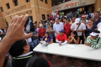 Lunes 4 de noviembre del 2013. Tuxtla Gutiérrez. Aspectos del edificio de la Sección 40 y de la conferencia de prensa los voceros de los diferentes grupos participantes del movimiento magisterial.