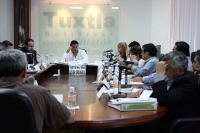 Lunes 3 de enero. Imágenes de las primeras sesiones del Cabildo Tuxtleco