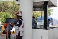 Viernes 24 de abril del 2015. Tuxtla Gutiérrez. Varios destrozos ocasionan supuestos normalistas encapuchados en oficinas de la sub secretaria de educación federalizada en Chiapas, tiendas comerciales y en la caseta de cobro de la autopista Tuxtla Gutiérr