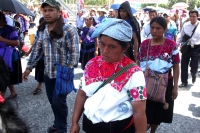 Jueves 26 de marzo del 2015. Tuxtla Gutiérrez. El Sacerdote Marcelo Pérez, párroco de Simojovel, al término de la peregrinación de 4 días por la paz que realiza el pueblo creyente y organizaciones sociales hacia la capital de de Chiapas