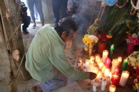 20210430. Suchiapa. La Hoja de la Espadaña es traída en hombros durante días para ser utilizada de manera ritual en las festividades de esta comunidad de la depresión central de Chiapas