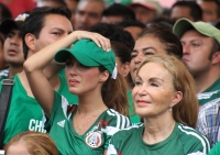 Domingo 29 de junio del 2014. Tuxtla Gutiérrez. A pesar de la derrota, sufriendo y disfrutando. (Secuencia de Manuel Velazco, gobernador de Chiapas durante la transmisión del partido entre México Y Holanda). Domingo 29 de junio del 2014. Tuxtla Gutiérrez. A pesar de la derrota, sufriendo y disfrutando. (Secuencia de Manuel Velazco, gobernador de Chiapas durante la transmisión del partido entre México Y Holanda).