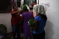 Foto/Sulma. Sábado 14 de mayo del 2016. Tuxtla Gutiérrez. El culto a San Pascual Bailón se celebra durante todo el año en la ermita de la iglesia ortodoxa mexicana y en el mes de mayo se festejan las fiestas patronales a cargo de la comunidad Zoque quiene
