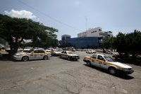 Miércoles 25 de julio del 2018. Tuxtla Gutiérrez. Continua el conflicto entre taxistas por lo que este medio dí­a se manifiestan en el libramiento sur
