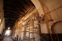 Martes 10 de enero del 2016. Chiapa de Corzo. La etapa del techo de la iglesia de San Sebastian se encuentra prácticamente terminada mientras que los especialistas del INAH trabajan en la estructura del piso de esta construcción de la época colonial de es