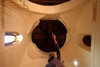 Martes 10 de enero del 2016. Chiapa de Corzo. La etapa del techo de la iglesia de San Sebastian se encuentra prácticamente terminada mientras que los especialistas del INAH trabajan en la estructura del piso de esta construcción de la época colonial de es