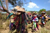 Ocosocuautla de Espinosa. Marzo del 2014. El centro arqueologicol Zoque conocido como Cerro Ombligo o Cuchunotoc es el lugar de encuentro de los pueblos de esta cultura donde realizan las danzas representativas del Cohuina del Tigre, el Tigre y el Monito 