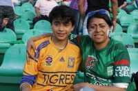 Sábado 28 de noviembre del 2015. Tuxtla Gutiérrez. Aspectos del partido de vuelta entre jaguares de Chiapas y la UANL.