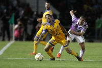 Sábado 28 de noviembre del 2015. Tuxtla Gutiérrez. Aspectos del partido de vuelta entre jaguares de Chiapas y la UANL.