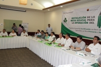 Lunes 7 de marzo del 2016. Tuxtla Gutiérrez. Mesa de trabajo del Programa Especial de Certificación en Base al Aprendizaje en el Nivel Primaria y Secundaria en Chiapas. (Emilia González y otros)