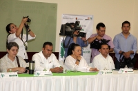 Lunes 7 de marzo del 2016. Tuxtla Gutiérrez. Mesa de trabajo del Programa Especial de Certificación en Base al Aprendizaje en el Nivel Primaria y Secundaria en Chiapas. (Emilia González y otros)