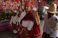 Viernes 3 de junio del 2016. Tuxtla Gutiérrez. La danza de las Espuelas. La danza de la Octava de Corpus o de las Espuelas o tonguy etzé reúne a las familias de la comunidad indígena Zoque de la depresión central de Chiapas quienes preservan la vestimenta