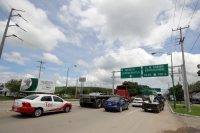 Lunes 1º de julio del 2013. Tuxtla Gutiérrez. La AMOTAC realiza una manifestación en las entradas de la capital del estado para exigir a las autoridades el cumplimiento de las demandas de regulación del transporte y protestar en contra del alza de los pre