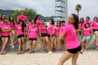 Domingo 14 de junio del 2015. Tuxtla Gutiérrez. Con Alejandra Pole Oropezay su grupo en el Día Nacional del Pole Urbano
