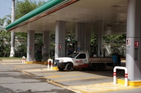 Miércoles 29 de junio del 2016. Tuxtla Gutiérrez. Unos cuantos distribuidores racionan el combustible para abastecer a clientes habituales que tienen contratado el servicio de vales de gasolina, cmo sucede en el establecimiento de la Gasolinera 5 de Mayo.