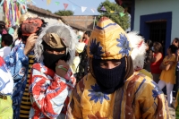 Jueves 22 de enero del 2015. Suchiapa. La Viejada de San Sebastián. Los danzantes tradicionales de esta comunidad de la depresión central del estado de Chiapa, bailan en las calles haciendo sátira de personajes públicos, vestidos como mujeres y mezclándos