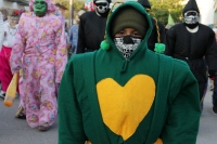 Viernes 22 de enero del 2016. Suchiapa. La Danza del Viejo o La Viejada. Los danzantes representan una burla social con sus gritos y  vestimenta durante el recorrido que realizan conmemorando a San Sebastián Mártir en esta localidad ubicada a 17 kilómetro