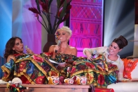 Miércoles 22 de agosto del 2012. Tuxtla Gutiérrez, Chiapas. Esta tarde se llevó a cabo la grabación del programa televisivo Una Noche Con Yuri donde presenta los premios especiales del Concurso Nuestra Belleza 2012.