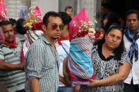 Jueves 18 de febrero del 2016. Tuxtla Gutiérrez. “La bajada  de las vírgenes de Copoya” es una de las tradiciones que perdura gracias a la resistencia cultural  de la comunidad indígena zoque quienes mantienen el recorrido durante 45 días visitando los ho