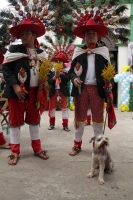 Miércoles 17 de agosto del 2016. Tuxtla Gutiérrez. La comunidad Zoque durante las celebraciones de San Roque y San Jacinto visitan las casas que comparten El Costumbre