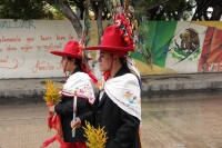 Miércoles 17 de agosto del 2016. Tuxtla Gutiérrez. La comunidad Zoque durante las celebraciones de San Roque y San Jacinto visitan las casas que comparten El Costumbre