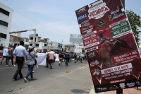 20250515. Tuxtla. Maestros del NEI y Sección 40 marchan durante la conmemoración del Día del Maestro en Chiapas.