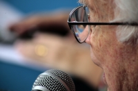 20251106. Tuxtla. La Plataforma por la Paz y los Derechos Humanos México-Unión Europea y el presidente del Centro Frayba, Raúl Vera López hablan sobre los desplazados por los conflictos de la delincuencia organizada en Chiapas