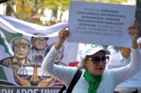 20260329. Tuxtla. Pensionados de CFE protestan por las reformas al artículo 127 constitucional.