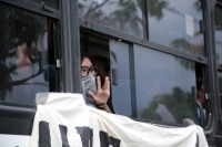 20261002. Tuxtla. Estudiantes normalistas al termino del mitin del México68