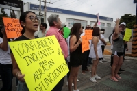 20241025. Tuxtla. Protesta de trabajadores del Poder Judicial después de que el vehículo de una de ellos recibiera varios disparos por parte de elementos de la FGJ-Chis