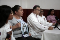20260405. Tuxtla. Las madres Buscadoras de Chiapas en entrevista con Mons José Francisco González Arzobispo en Chiapas.
