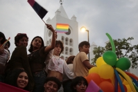 20240615. Tuxtla. Esta tarde se realiza la marcha del Orgullo Gay 2024 en donde participan representantes de empresas y organizaciones de la comunidad LGBTQ en Chiapas.