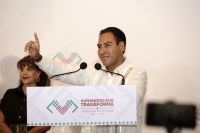 20241013. Tuxtla. Eduardo Ramírez Aguilar, Gobernador electo de Chiapas, en conferencia de prensa da a conocer los primeros cargos del gabinete de trabajo para este estado del sureste de México.