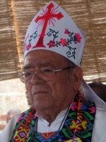 Don Samuel Ruiz García, realiza una ceremonia litúrgica en la comunidad de Bachajon, en la zona norte del estado de Chiapas para conmemorar los 50 años de su ordenación pastoral en Chiapas. baja resolución