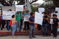 Lunes 2 de julio del 2012. Tuxtla Gutiérrez, Chiapas. El movimiento #132 Tuxta se manifiesta esta tarde en la avenida central para protestar en contra del fraude electoral.