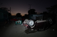 Domingo 5 de febrero del 2012. Disturbios por control de la Cerveza en la Costa. Tonalá, Chiapas. Habitantes de las pescaderías Tres Picos protagonizaron varios enfrentamientos durante el sábado y domingo de este fin de semana por el control de la distrib